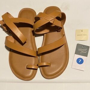 Universal Thread Women's Brown Strappy Sandals